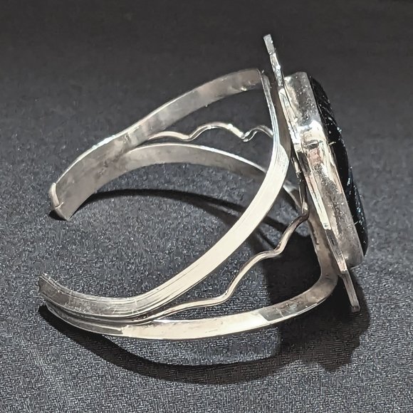 Large Majestic Silver & Black Spider HALLOWEEN Sterling Silver Dichroic Bracelet - Picture 4 of 13